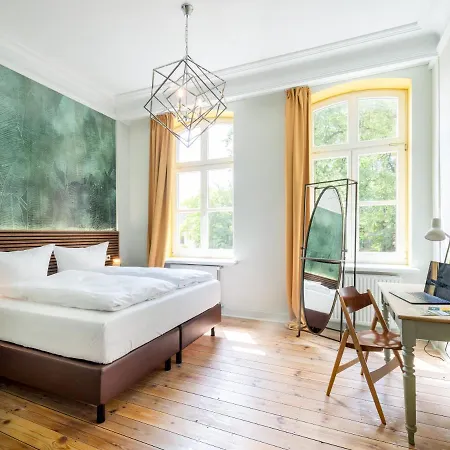 Stuckhotel Fettehenne 3*