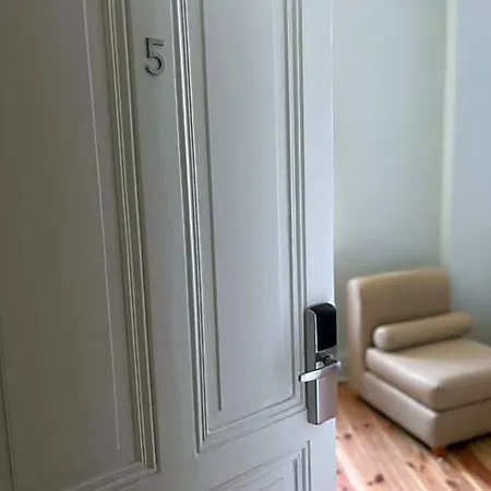 Stuckhotel Fettehenne 3* ראטינגן