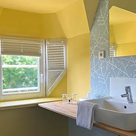 Stuckhotel Fettehenne ראטינגן